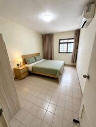 Blk 248 Gombak View (Bukit Batok), HDB 4 Rooms #635953601